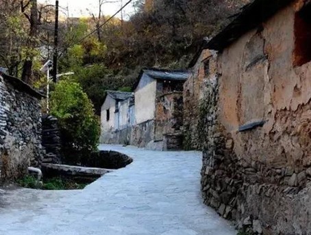 北京房山一瞥 --- 红井路、水峪村