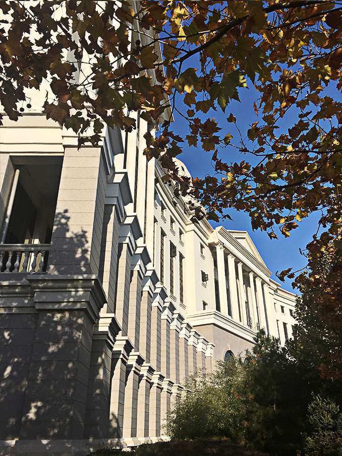 北京吉利大学